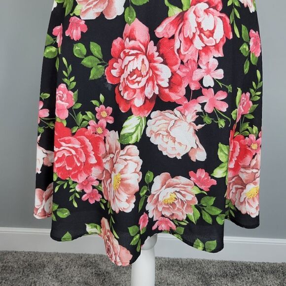 Disney Floral Sleeveless Dress. Black S#26 - Picture 7 of 15